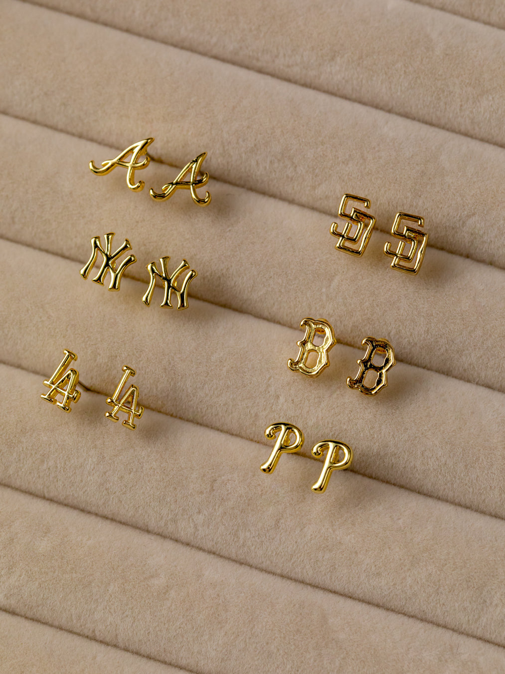 Bijoux MLB Logo Studs & Layered Nameplate Necklace Bundle - Gold