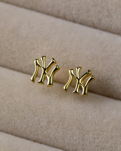 Bijoux MLB Logo Studs & Layered Nameplate Necklace Bundle - Gold