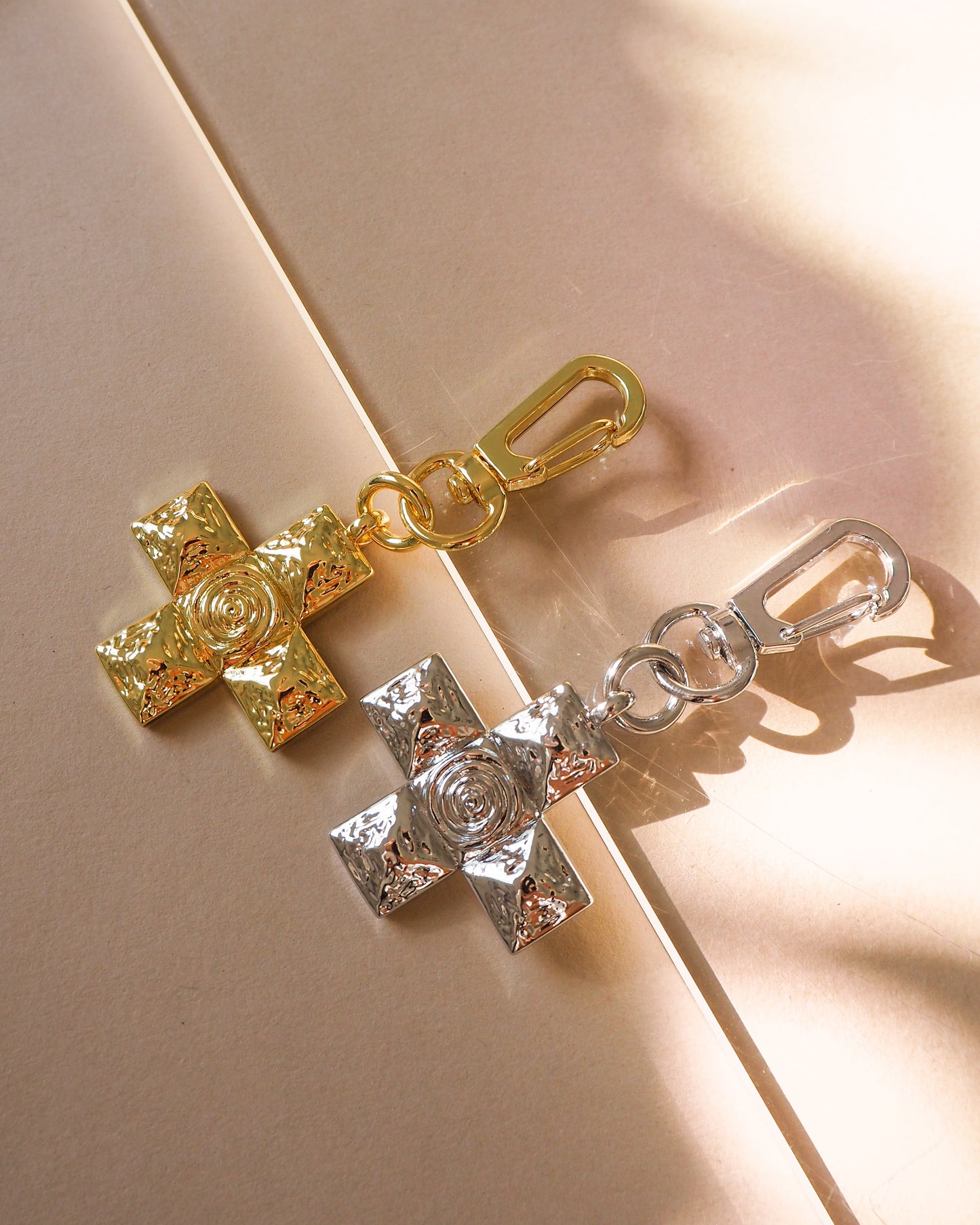 Molten Cross Key Chain- Silver